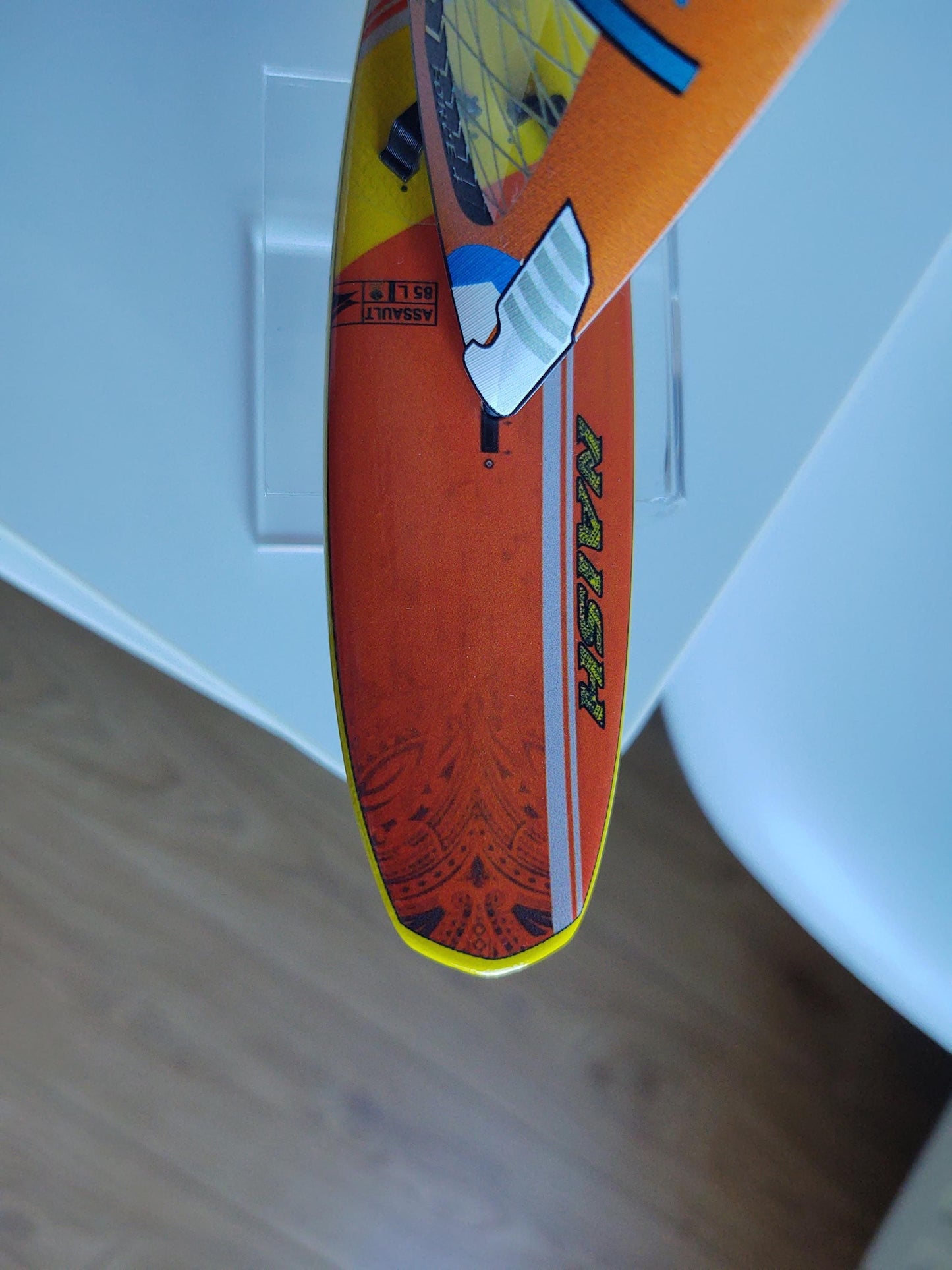 WindGiftModels Model Model Windsurfing Naish Assault 85L Naish Force 4 4.5 blue-orange