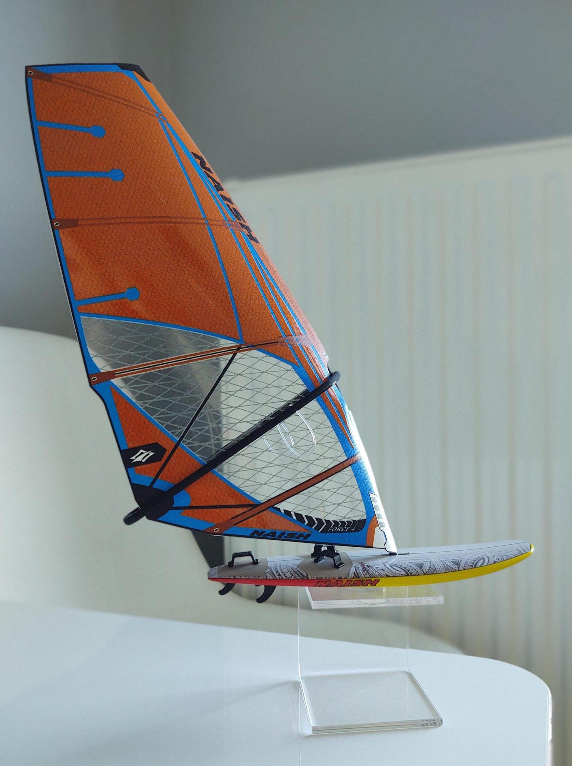 WindGiftModels Model Model Windsurfing Naish Assault 95L Naish Force 4 4.5 orange-blue