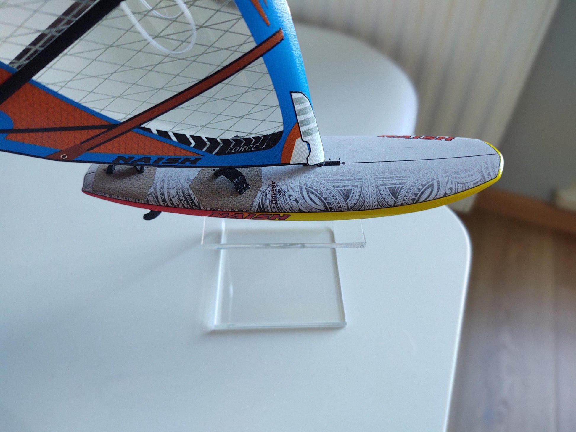 WindGiftModels Model Model Windsurfing Naish Assault 95L Naish Force 4 4.5 orange-blue