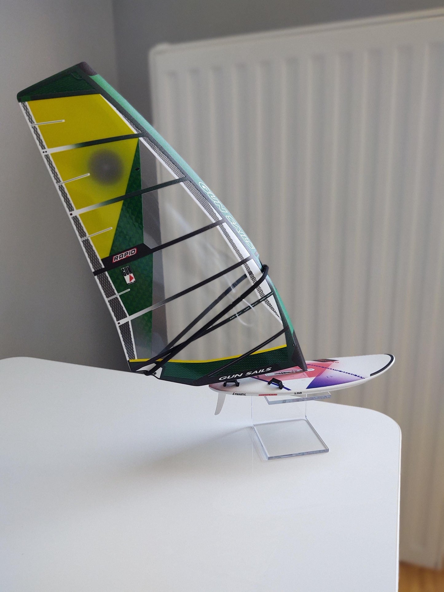WindGiftModels Model Model Windsurfing Fanatic Gecko HRS DaggerBoard Gunsails Rapid