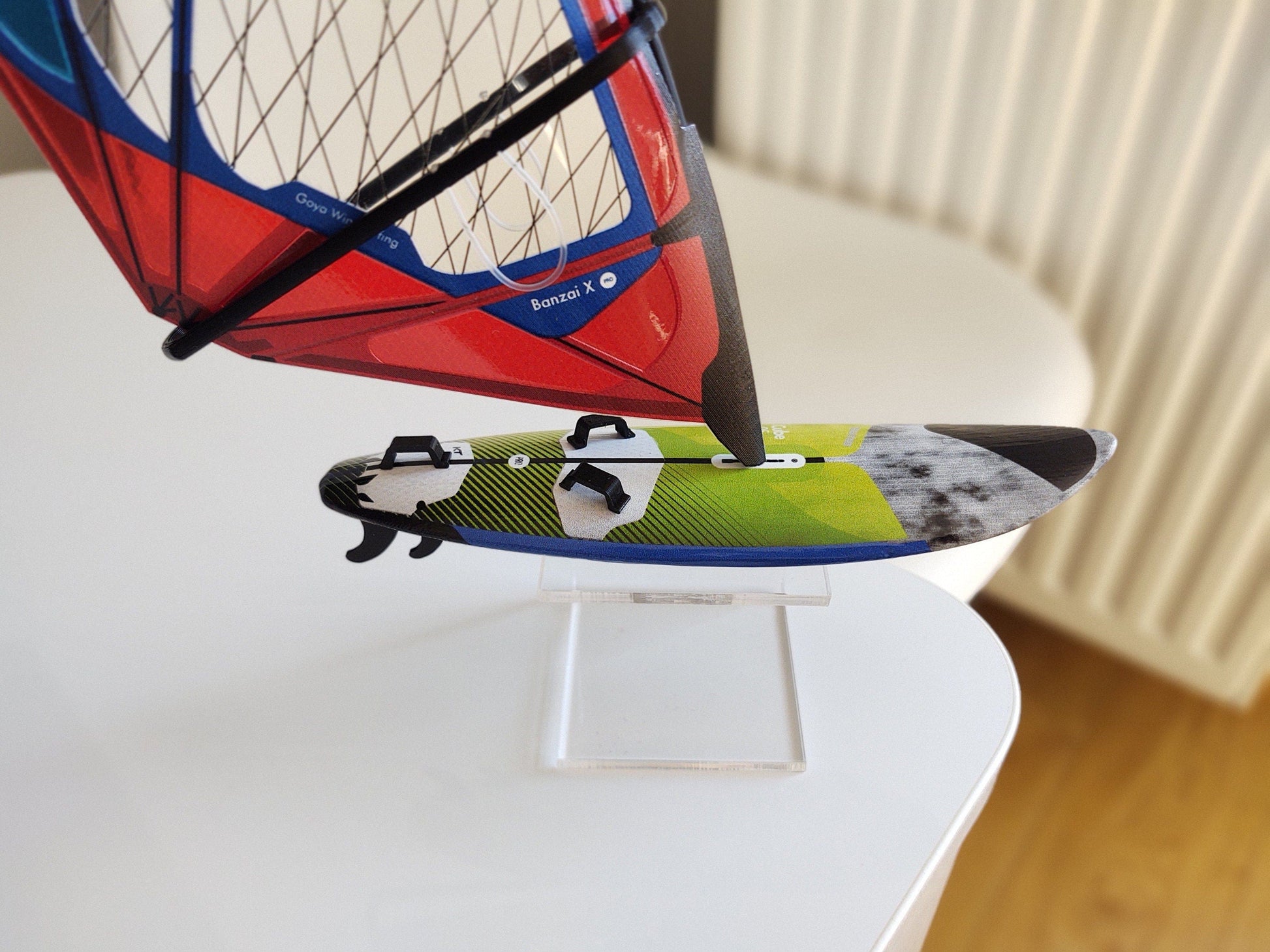 WindGiftModels Model Model Windsurfing Quatro Cube Goya Banzai X C2