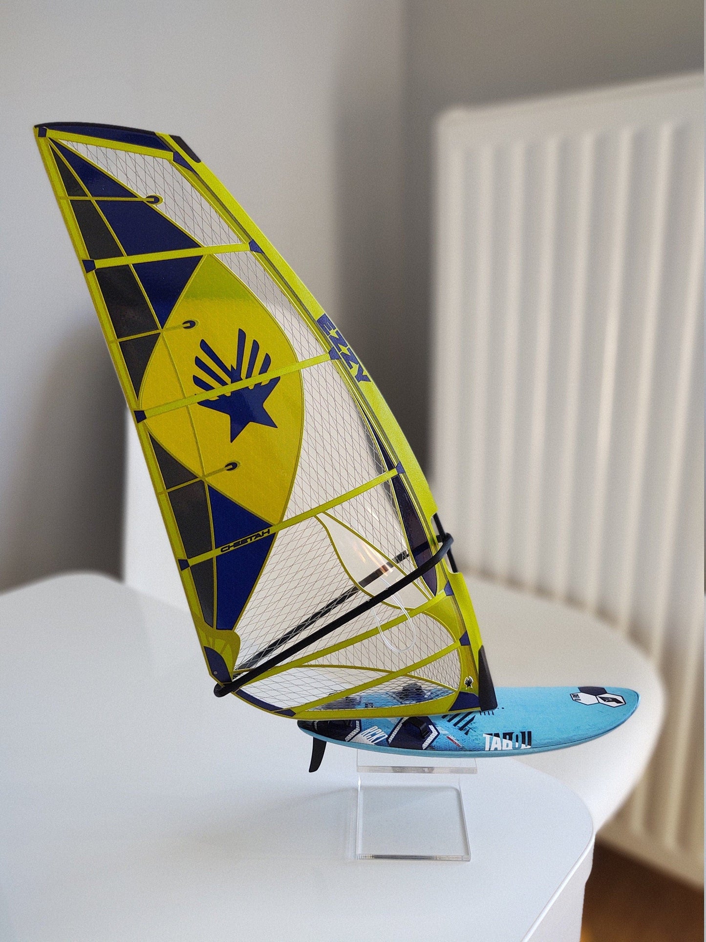 WindGiftModels Model Model Windsurfing Tabou Rocket Ezzy Cheetah Yellow